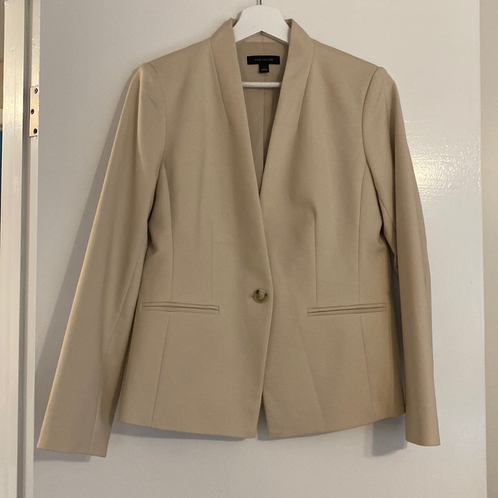 Ann Taylor Beige Blazer